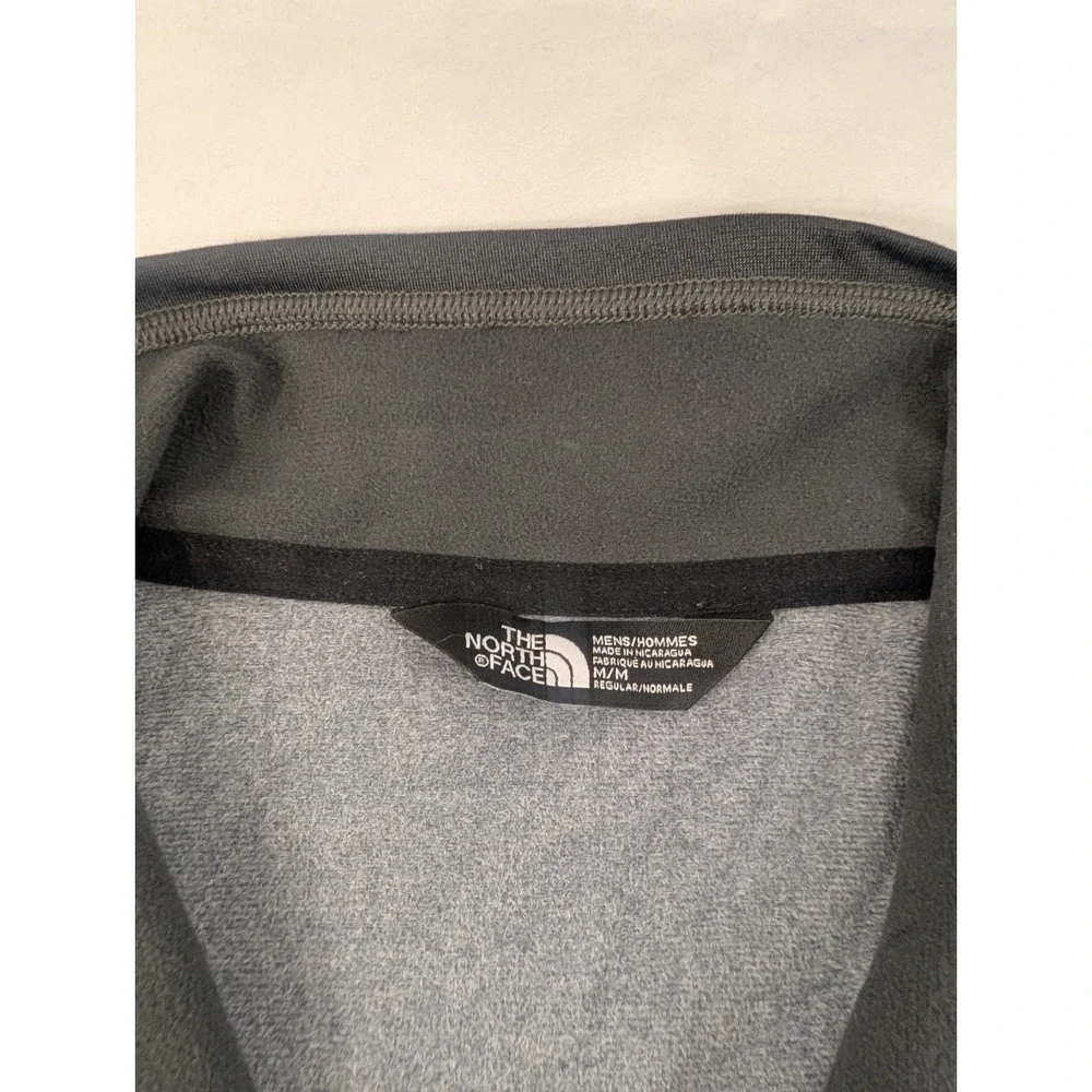 The North Face Mens Outdoor Hiking‎ Gray Volt Green 1/4 Zip Pullover Medium Base